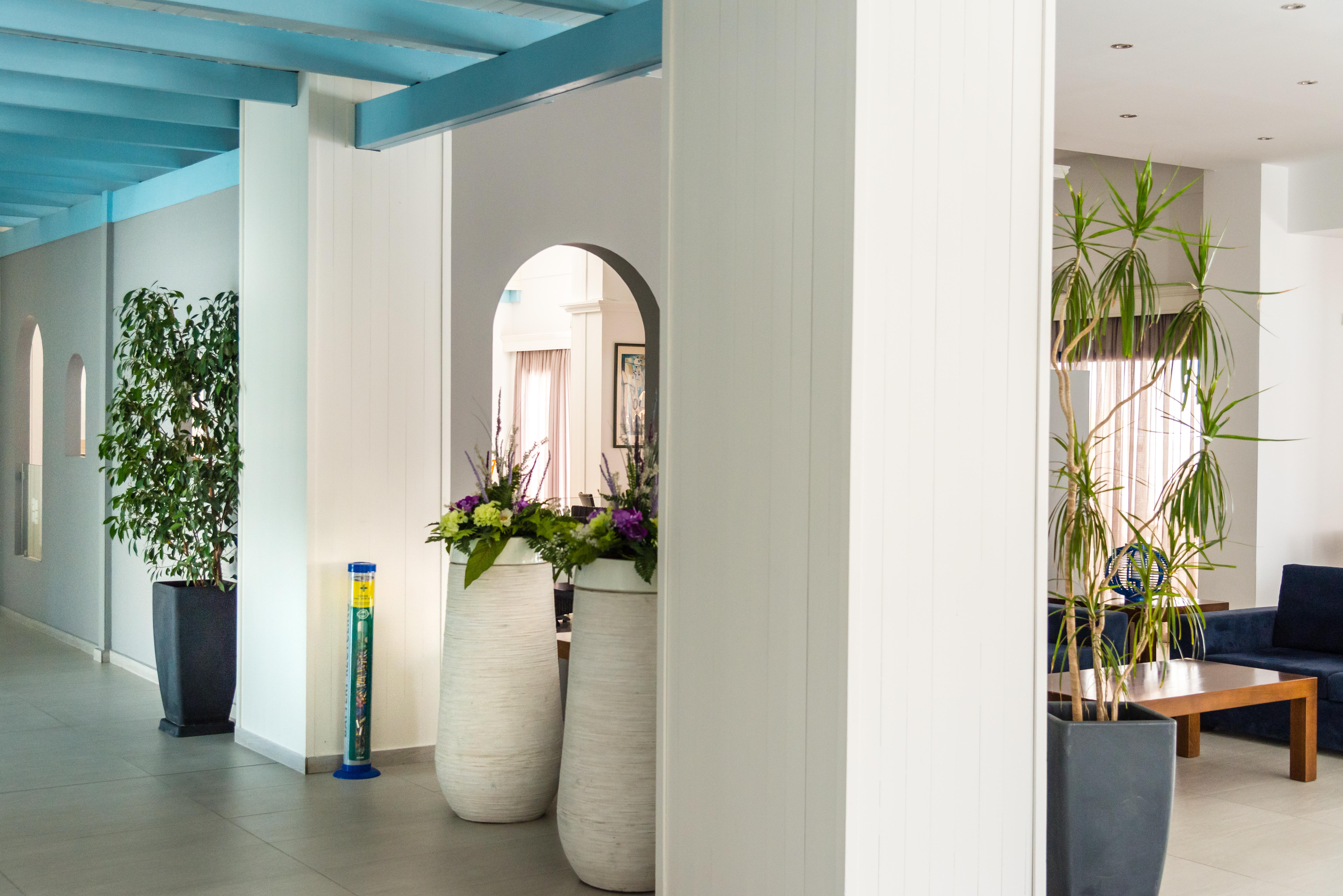 Kefalos Damon Hotel Apartments Paphos ภายนอก รูปภาพ