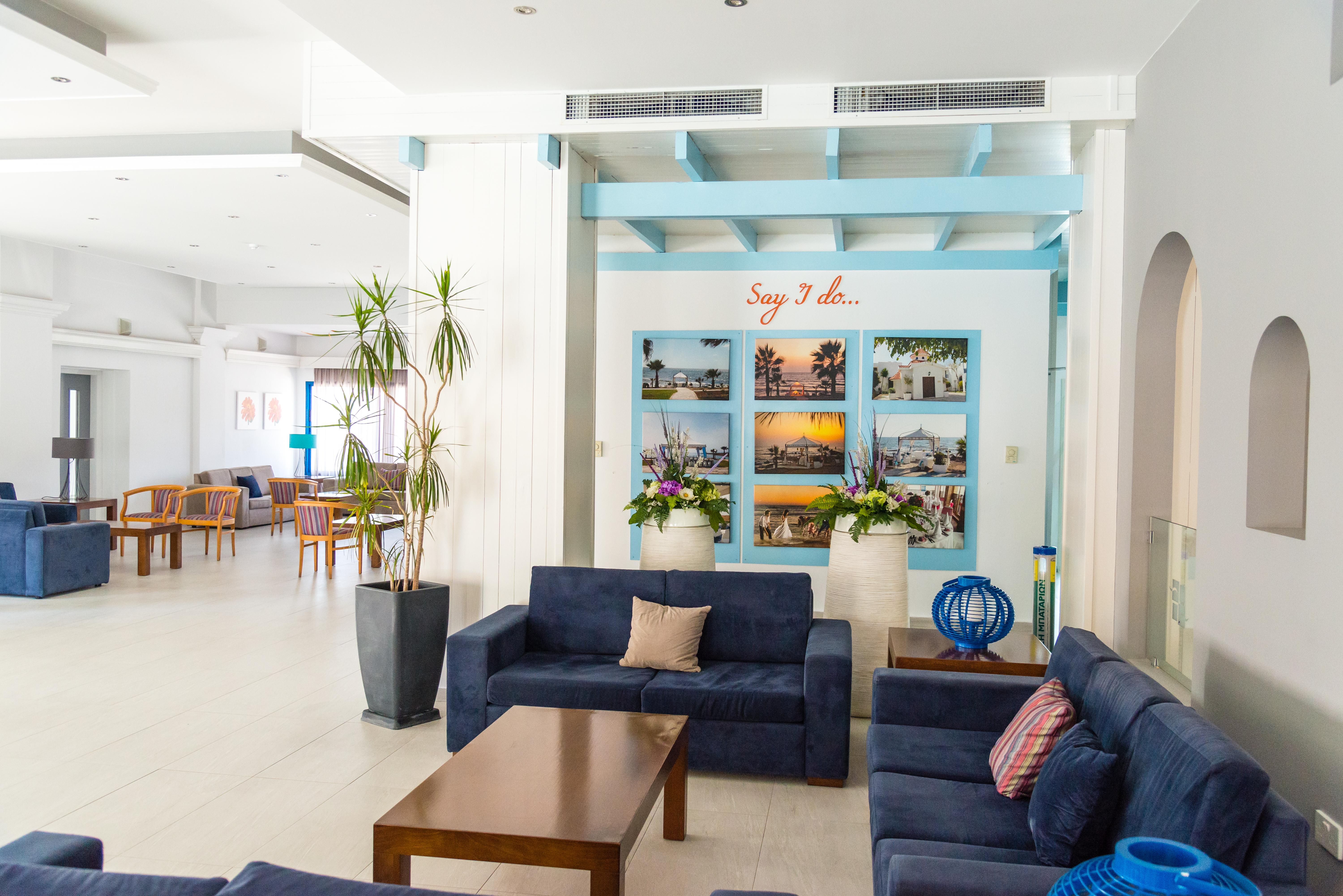 Kefalos Damon Hotel Apartments Paphos ภายนอก รูปภาพ